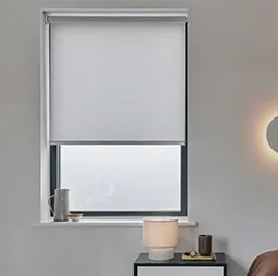 arena_24_roller-blind_glitz-silver-2_small